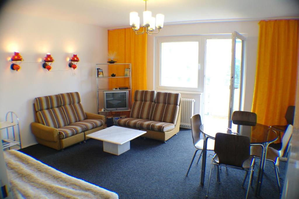 M M Central Vintage Family, Handwerker Und Monteure Apartments 베를린 객실 사진
